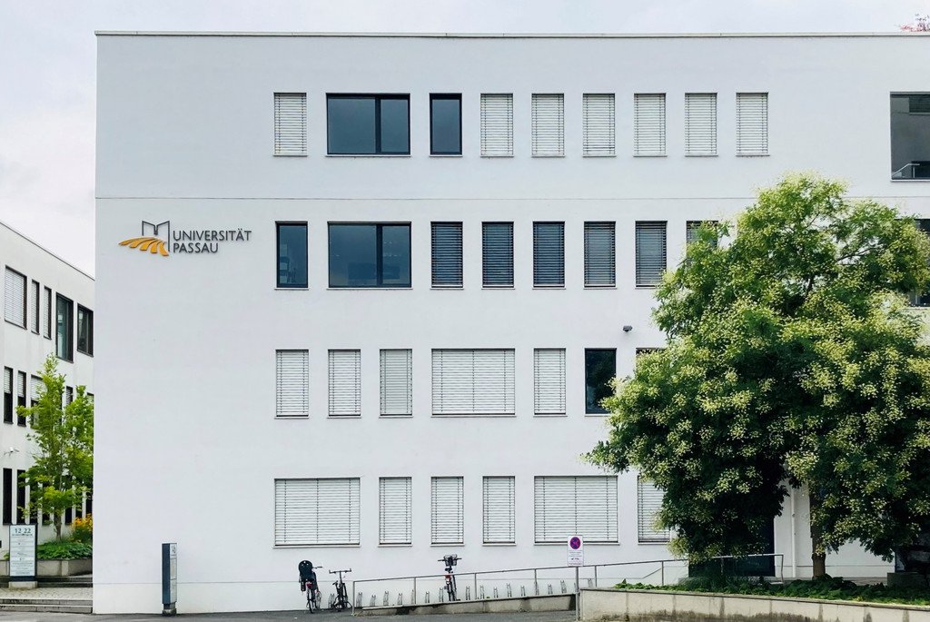 Dr. Hans-Kapfinger-Str. 14b