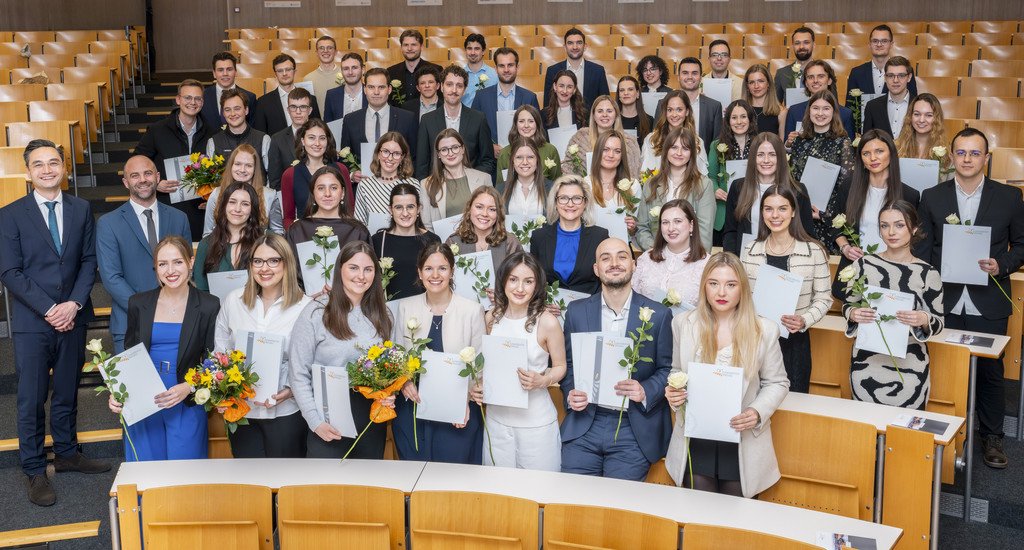 Gruppenfoto Examensfeier 2025