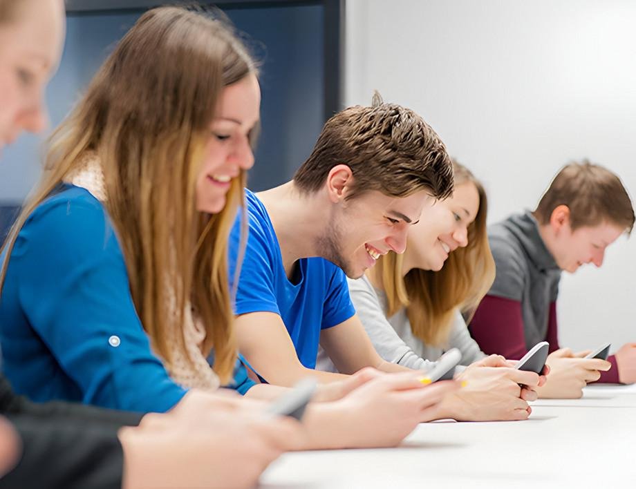 classEx - Smartphone gives classes in strategic thinking