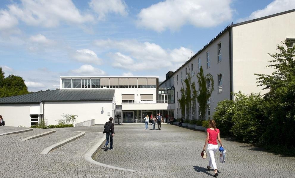 Faculty management & organisation • University of Passau