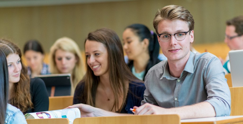 Studierende im Audimax