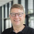 Dr. Oliver Farhauer, Akademischer Oberrat