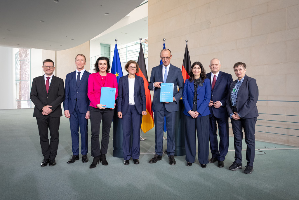 Presentation of the EFI Commission&rsquo;s Report to F. Merz