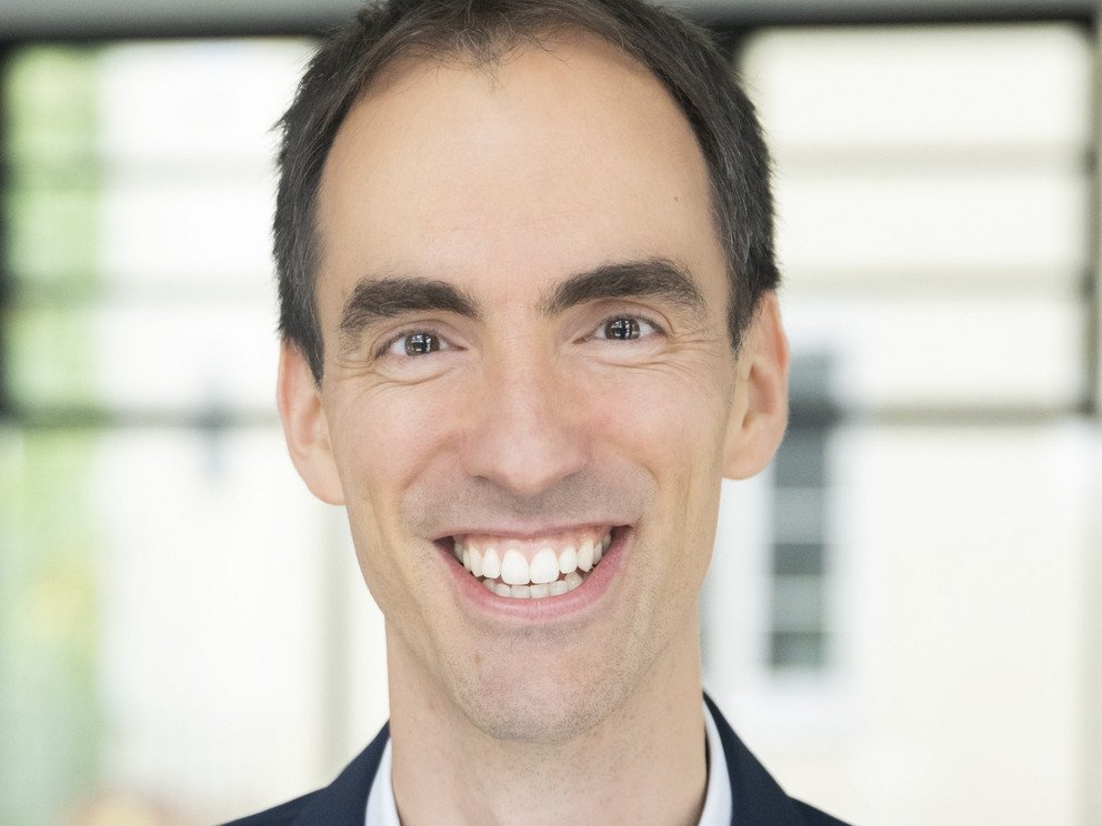 Prof. Dr. Christoph Pelger